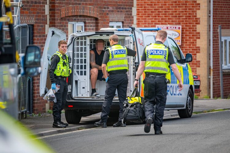 Wanted man arrested after police called to crash in Chippenham