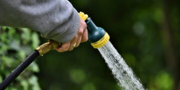 Hosepipe ban hits Swindon as Thames Water battles drought crisis