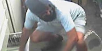 Police hunting masked criminal after incident at Wroughton shop