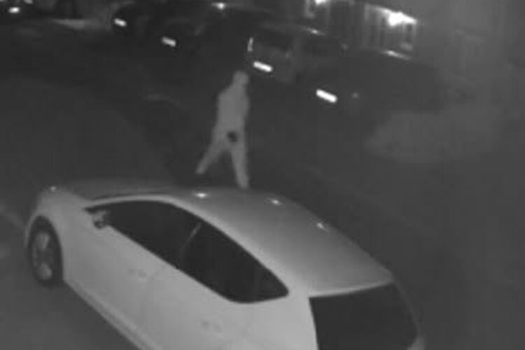 Three men steal expensive VW during nighttime Salisbury burglary