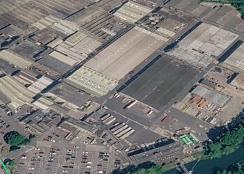Police impose dispersal order after youths enter ‘dangerous’ factory