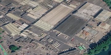 Police impose dispersal order after youths enter ‘dangerous’ factory