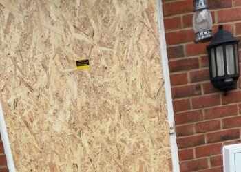 Police smash down door to arrest suspected Southwick flasher