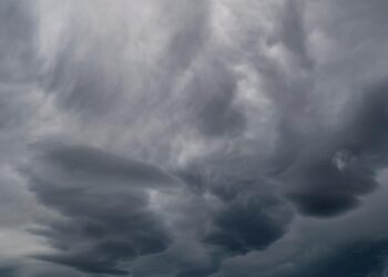 Flooding risk as thunderstorm warning issued for parts of Wiltshire
