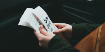 Online Betting in Wiltshire: Are Online Casinos Replacing High Street Bookmakers?