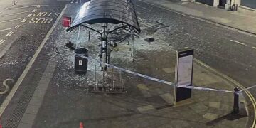 Car crashes into recently replaced bus shelter in Devizes town centre