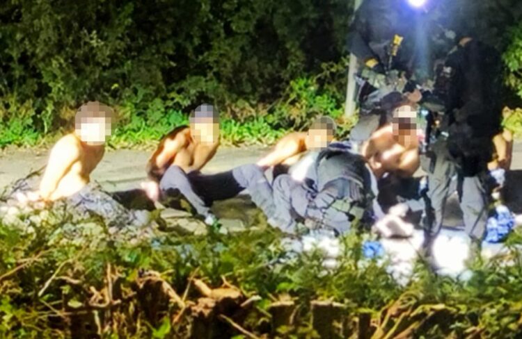 RAF Fairford ‘terror plot’: five arrested and three vans examined