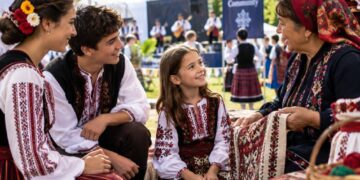 Why Community Events Are Bringing Traditional Clothing Back Into the Spotlight