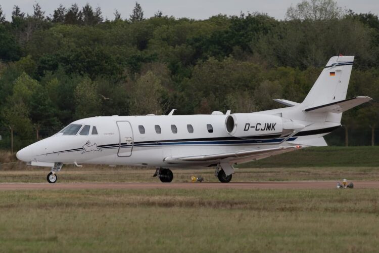 US military surround jet after ‘accidental’ landing at RAF Fairford
