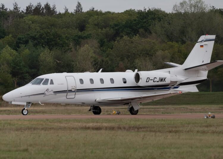 US military surround jet after ‘accidental’ landing at RAF Fairford