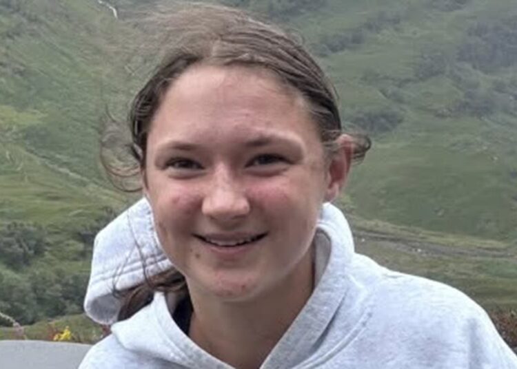Urgent search for missing Swindon teen last seen outside Tesco