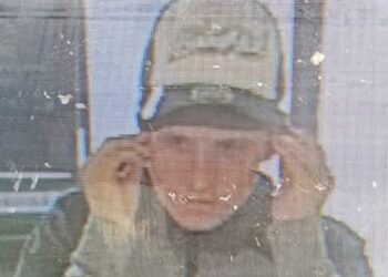 Staff member assaulted as group tries to enter Swindon M&S store