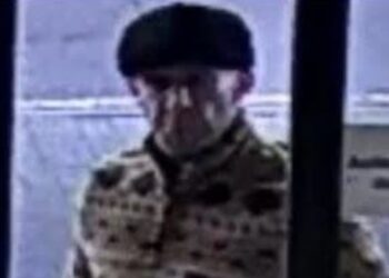 Police hunt man after £5,000 make-up thefts at Trowbridge shop
