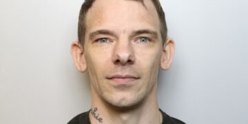 Swindon fraudster jailed after stealing identities to fund gambling
