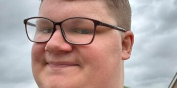 Trowbridge dad avoids prison for collecting vile child abuse images