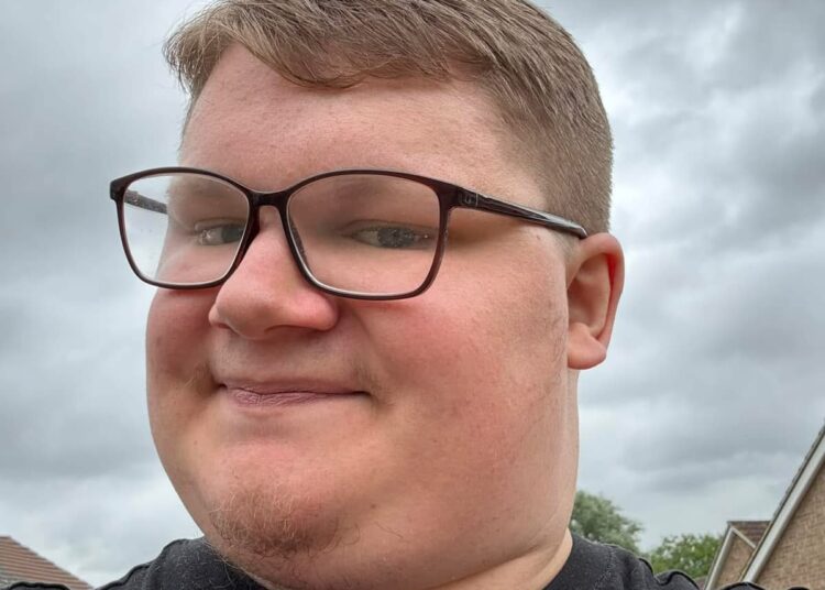 Trowbridge dad avoids prison for collecting vile child abuse images