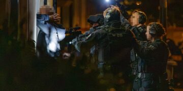 Three arrested following armed police stand-off at Swindon house