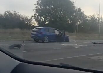 Morning multi-vehicle crash closes road on outskirts of Swindon